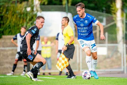 Halmstads Andreas Bengtsson mot Trelleborgs Felix Hörberg