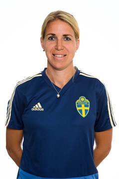 Elin Magnusson, tränare, poserar för ett porträtt