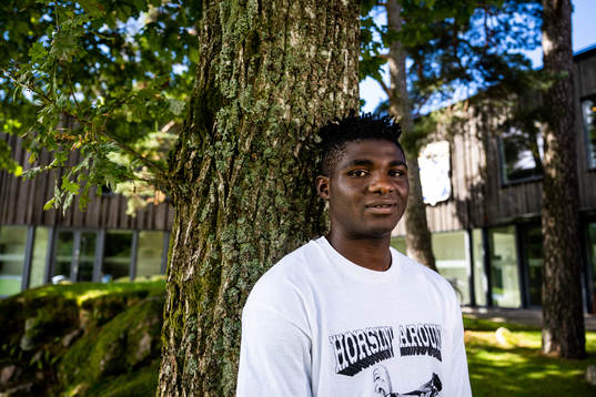IFK Göteborgs Saidu Salisu poserar för ett porträtt