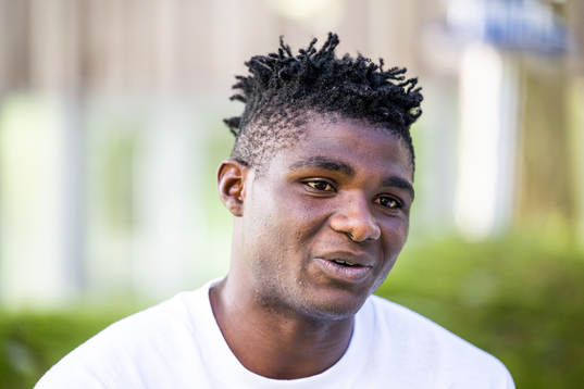 IFK Göteborgs Saidu Salisu poserar för ett porträtt