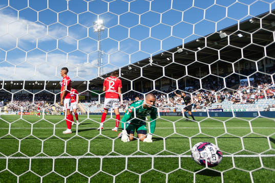 Degerfors målvakt Alfie Malik Whiteman