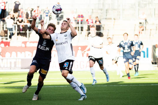 Örgrytes Isak Dahlqvist och Örebros Benjamin Hjertstrand