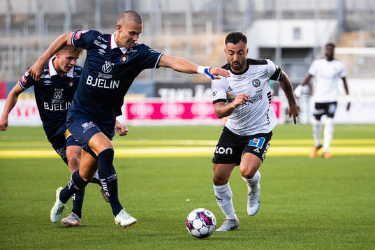Örgrytes Arvid Brorsson och Örebros Jiloan Hamad