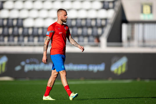 Helsingborgs Alexander Faltsetas innan  fotbollsmatchen i