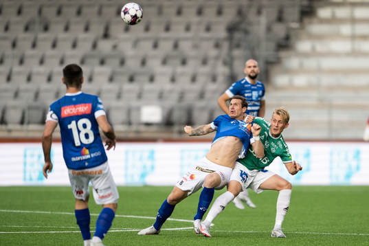 Norrbys Nicklas Savolainen och Brages Henry Sletsjöe