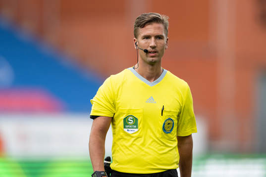 Domare Fredrik Hansson