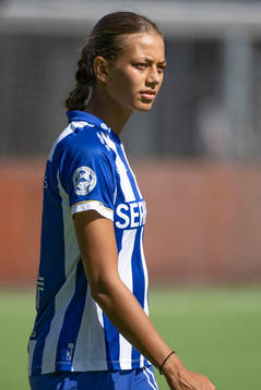 IFK Göteborgs Malva Larsson innan fotbollsmatchen i