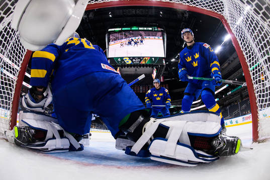 Goaltender Calle Clang, Daniel Torgersson and William