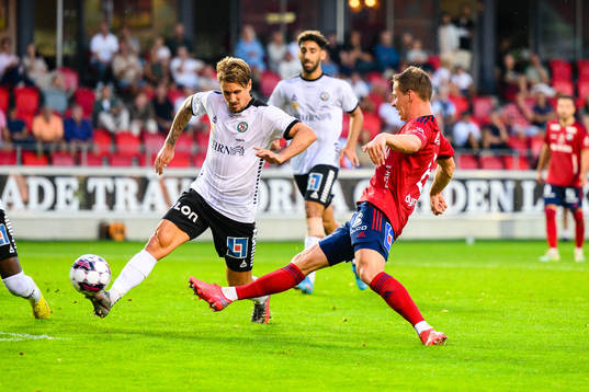 Örebros Daniel Björnquist och Östers Alex Thor Hauksson