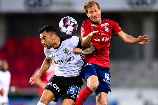 Örebros Jiloan Hamad och Östers Oliver Silverholt