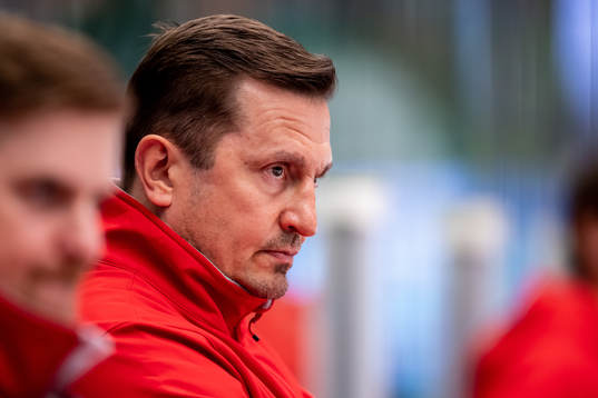 Helsinfors Tränare Ville Peltonen