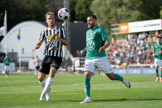 Landskronas Linus Olsson och Jönköpings Malkolm Moenza