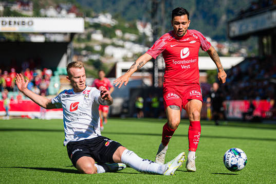 Hördur Ingi Gunnarsson of Sogndal and Niklas Fernando Nygaard Castro of Brann