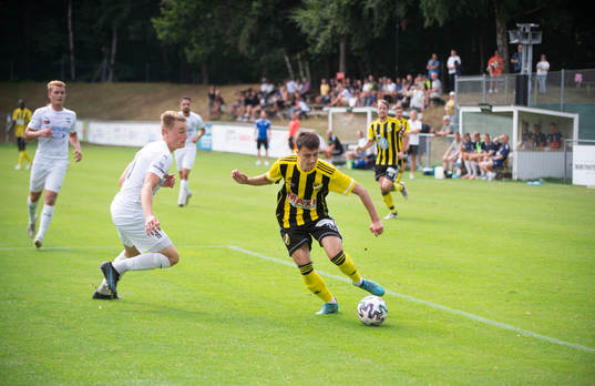  IFK Hässleholms Armin Culum i matchen i div. 2 mellan Österlens FF och IFK Hässleholm i Skillinge 20 augusti 2022.