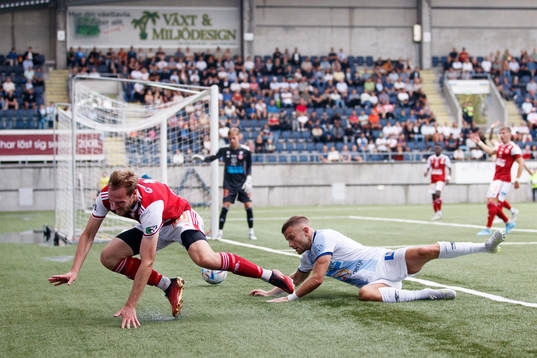 Sandvikens Martin Springfeldt och Gefles Alex Cooper