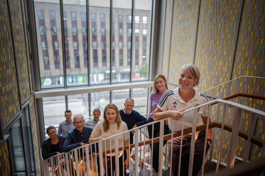 Kalle Marttinen, Heidi Pihlaja, Christian Bordinggaard, Martha Lande, Thorkild, Lillesveen, Göran Havik, Annina Åman och Caroline Waldheim poserar för ett porträtt den 20 augusti 2022 på Scandic Continental i Stockholm. 