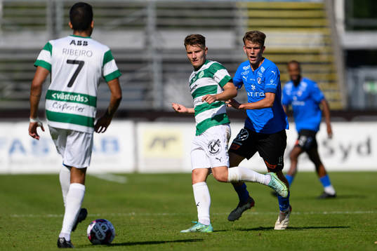 Västerås SKs Martin Gambos och Halmstads Kazper Karlsson