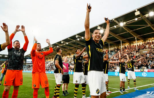 s Nabil Bahoui jublar under fotbollsmatchen i Allsvenskan mellan IFK Norrköping och AIK den 21 augusti 2022 i Norrköping. 