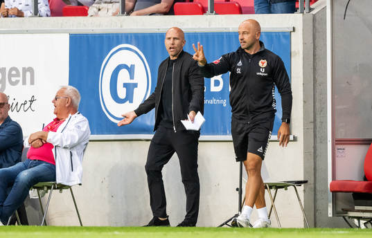 Kalmars tränare Henrik Rydström och assisterande tränare Stefan Larsson