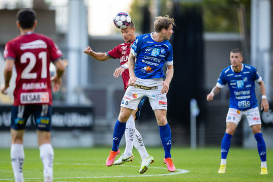 Örgrytes Arvid Brorsson i nickduell med Norrbys Nicklas