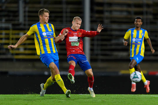 Eskilsminnes Fredrik Liverstam och Varbergs GIFs Lucas Henriksson