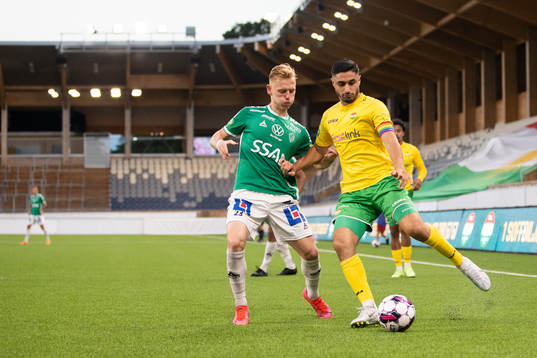 Brages Christopher Redenstrand och Dalkurds Umit Aras
