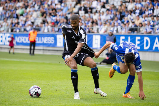 Sirius Kristopher Da Graca och IFK Göteborgs Hussein Carneil