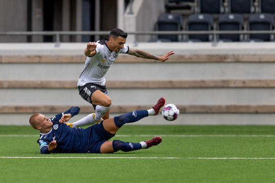 Örebros Ahmed Yasin och Utsiktens Erik Westermark