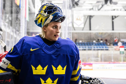 goaltender Ida Boman of Sweden