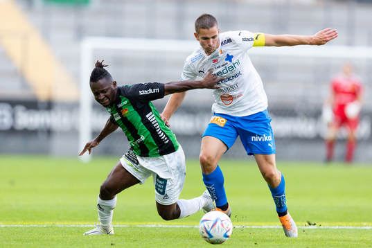 GAIS Michael Kargbo och Värnamos Oscar Johansson