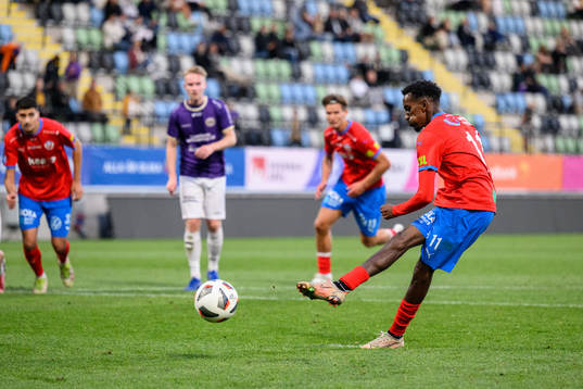 Helsingborgs Taha Ali gör 0-4 på straffspark