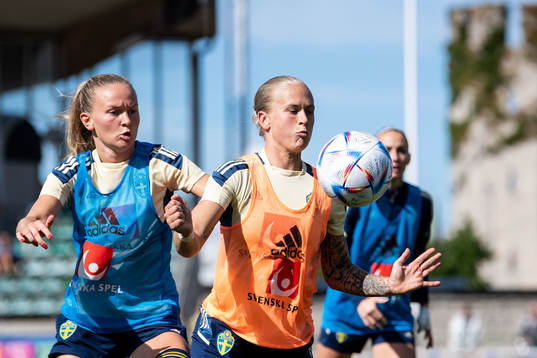 Matilda Vinberg and Filippa Curmark