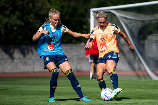 Matilda Vinberg and Jonna Andersson