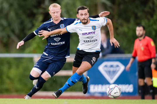Staffanstorps Viktor Ohlsson och Bellevue's Maximilian Mullaart