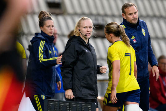 Fourth official Vendela Högqvist