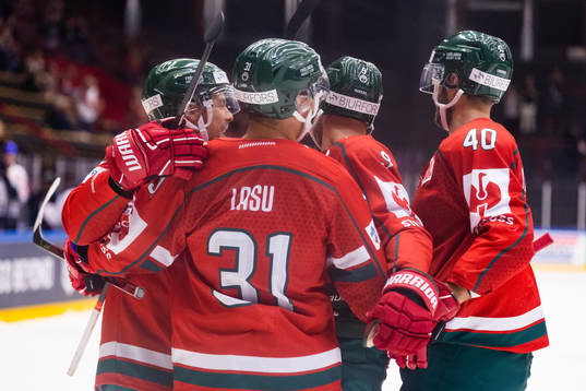 Mats Rosseli Olsen of Frölunda celebrates scoring 2-0