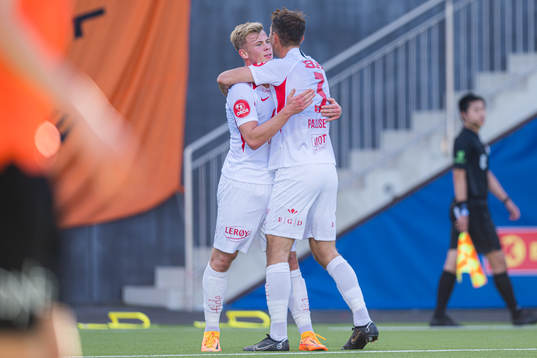 Aune Selland Heggebø of Brann celebrates after scoring the 0-1 goal