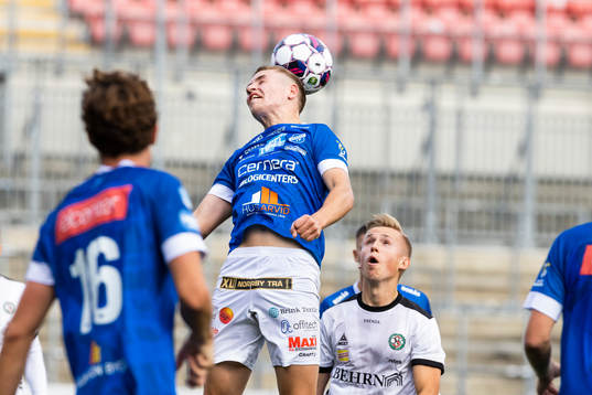 Norrbys Max Andersson och Örebros David Seger