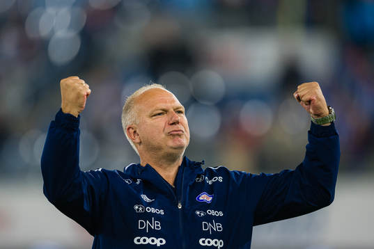 Dag-Eilev Fagermo, head coach of Vålerenga, celebrates