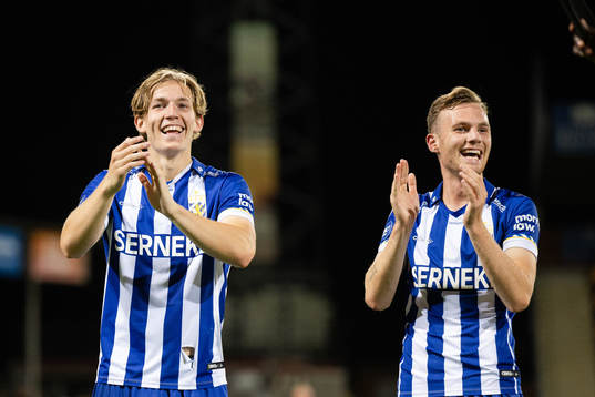 IFK Göteborgs Johan Bångsbo och Tim van Assema jublar