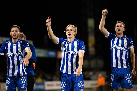 IFK Göteborgs Emil Salomonsson , Johan Bångsbo och Tim van Assema jublar