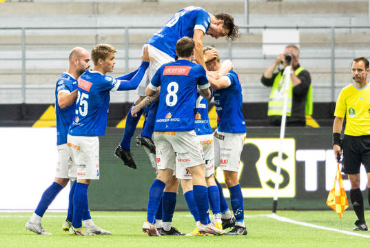 Norrbys spelare jublar
