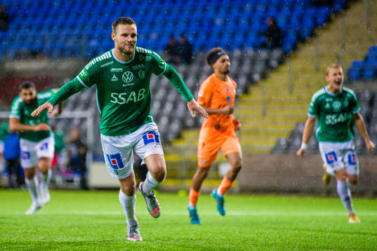 Brages Niklas Söderberg jublar