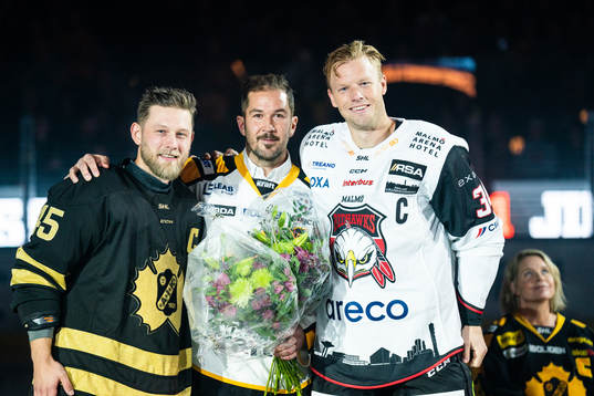 Skellefteås Oscar Möller och Malmö Redhawks Carl