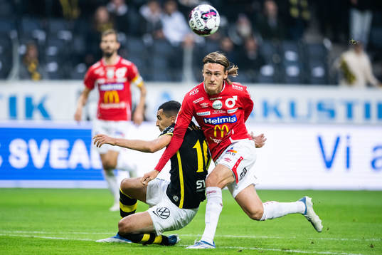 AIKs Nabil Bahoui och Degerfors Gustav Granath