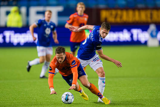 Simen Bolkan Nordli of Aalesund and Markus André Kaasa of Molde