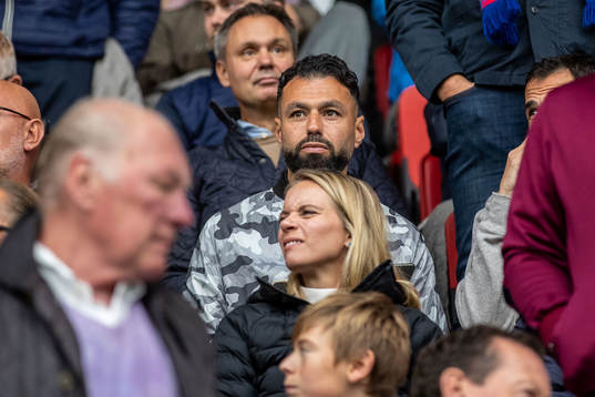 Imad Khalili på läktaren