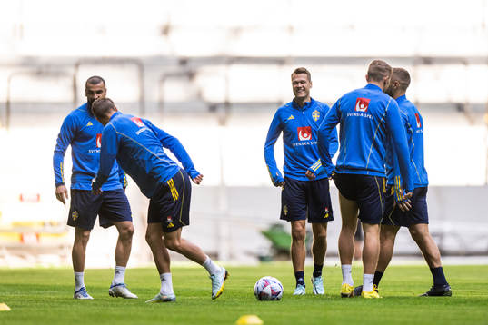 Mikael Ishak and Viktor Claesson