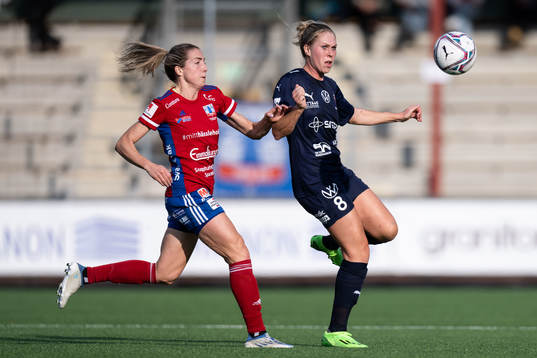 Vittsjös Clara Markstedt och FC Rosengårds Rebecca Knaak