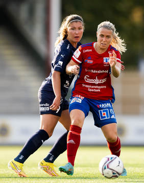 FC Rosengårds Loreta Kullashi och Vittsjös Nellie Persson
